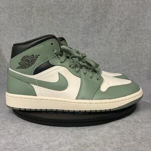 Air Jordan 1 Mid Jade Smoke Size 11W  12.5 men bq6472-130